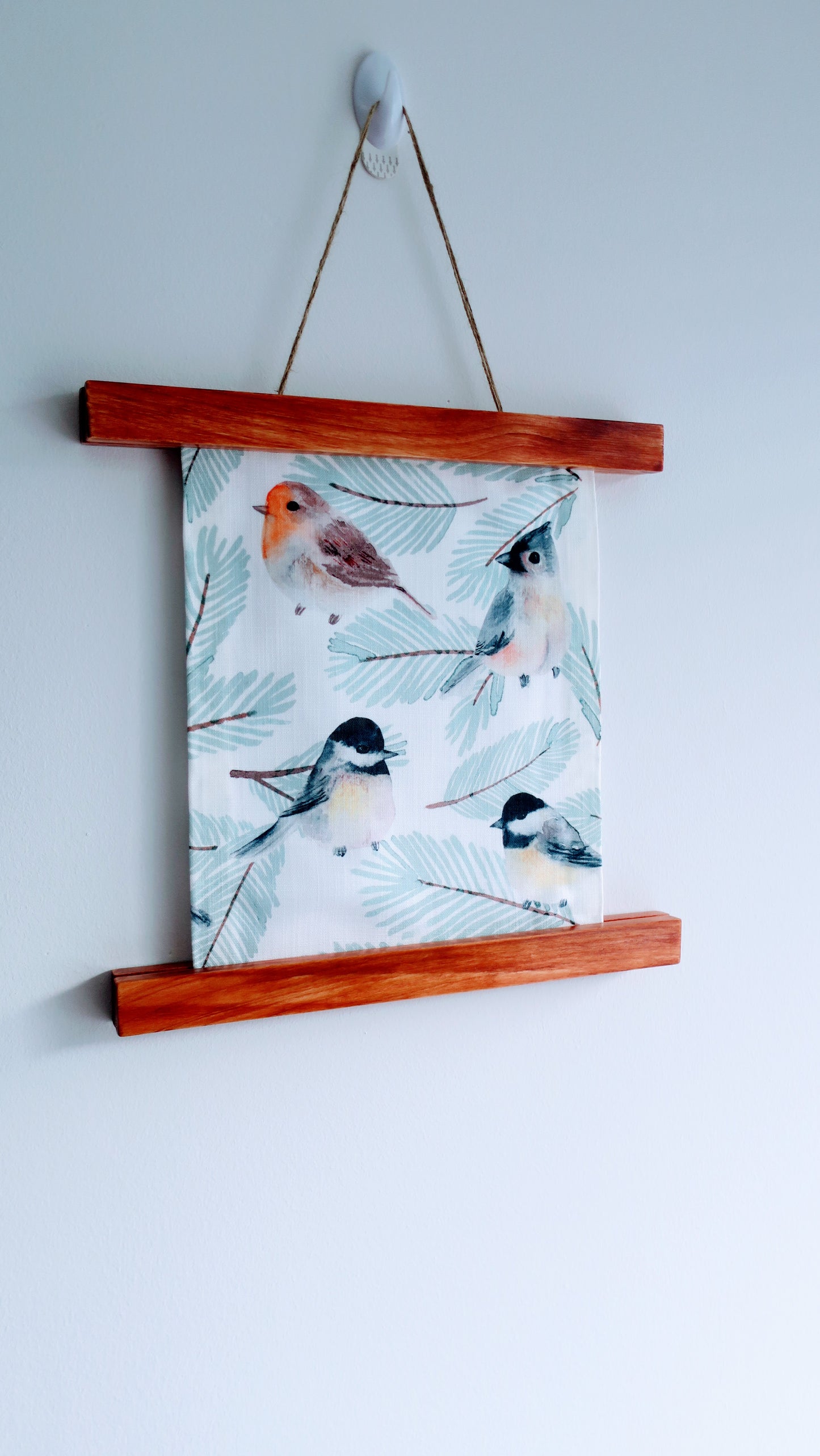 Wood Magnetic Frame, unique color, made of natural wood.